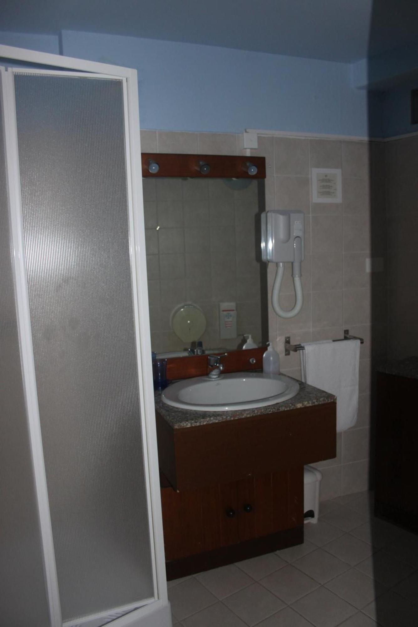 Locanda Del Pittore Arcumeggia Szoba fotó