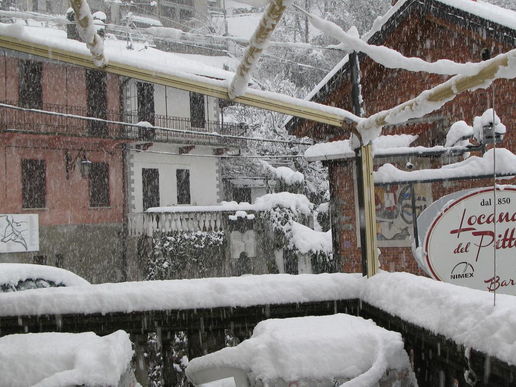 Locanda Del Pittore Arcumeggia Kültér fotó
