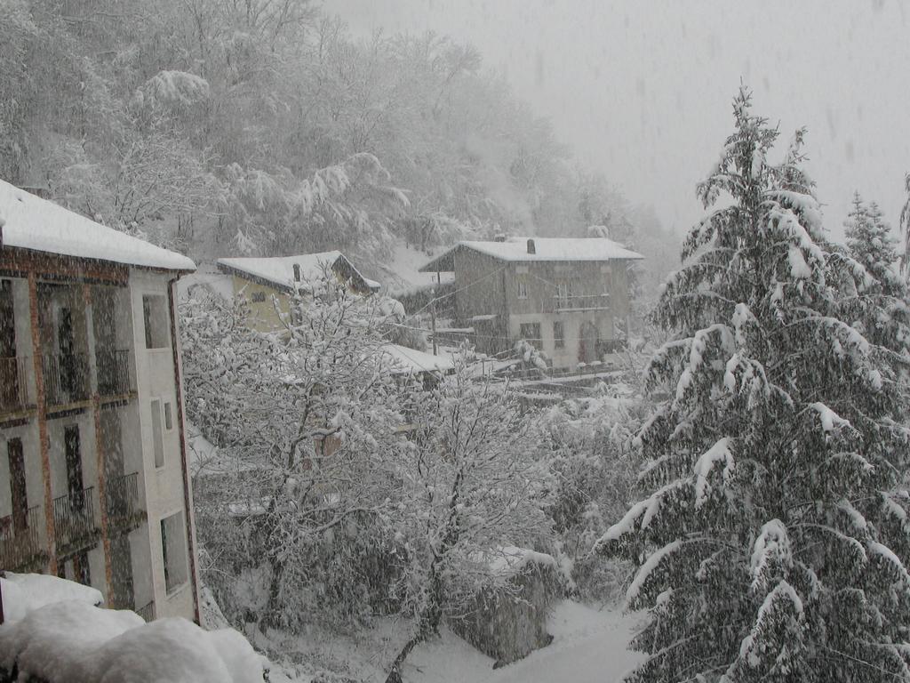 Locanda Del Pittore Arcumeggia Kültér fotó