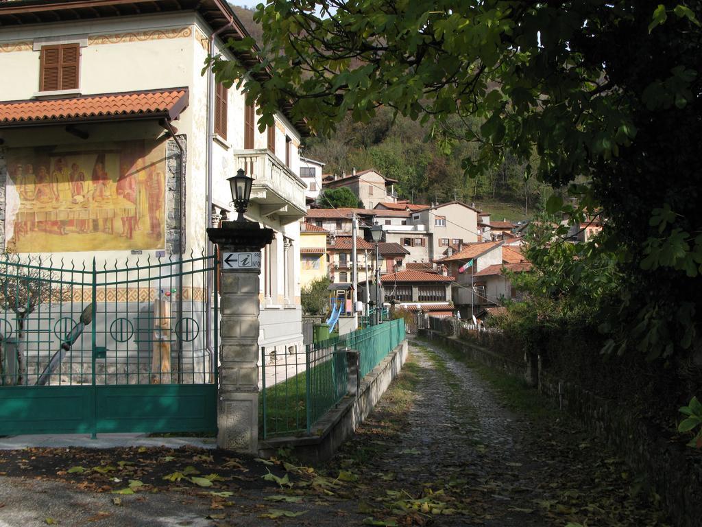 Locanda Del Pittore Arcumeggia Kültér fotó